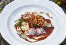 Geschmorte Schweinebacke mit Knollensellerie-Risotto Hulstone