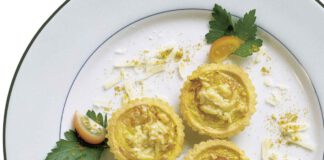 Gemüse-Quiches mit Apfel-Curry-Füllung