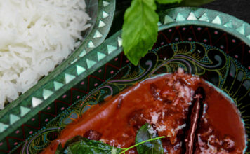 Rote-Bete und Yamswurzel Curry - Kurukuru Riha foto Kandima