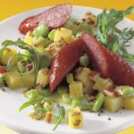 Salat aus Dicken Bohnen und Kartoffeln mit Mettwurst, foto GV-ARchiv, WH