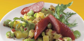 Salat aus Dicken Bohnen und Kartoffeln mit Mettwurst, foto GV-ARchiv, WH