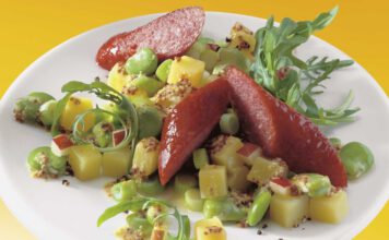 Salat aus Dicken Bohnen und Kartoffeln mit Mettwurst, foto GV-ARchiv, WH