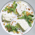 Matjes-Joghurt-Terrine mit Äpfeln und Dill