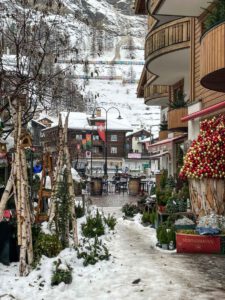 Zermatt: Weihnachtsdorf unterm Matterhorn Reisebericht Teil 2 foto dmp